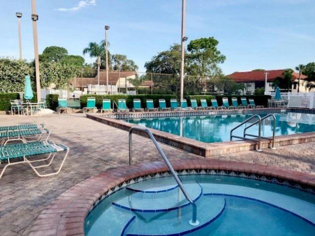 4330 Shorewalk Lakeview Condo Close To Img And Beach Bradenton Extérieur photo